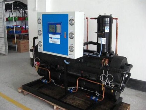冰水機(jī)組會(huì)受潮的原因及解決方法